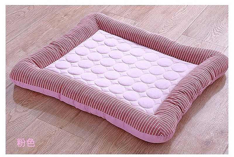 Comfortable Self Cooling Dog Sofa Bed - My Puppy Fresh